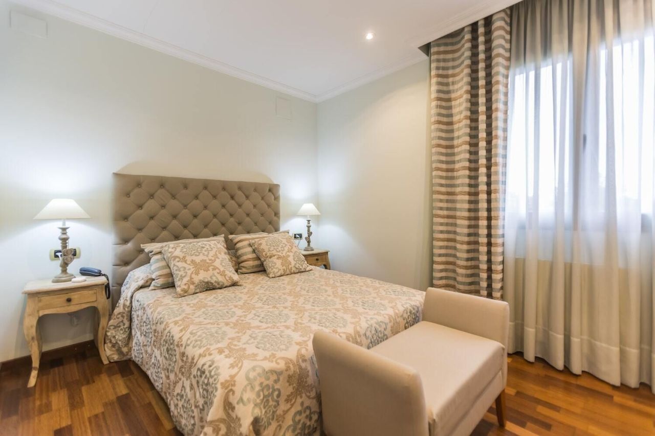 Haus in Sitges, Spanien, 496 m² - Foto 13