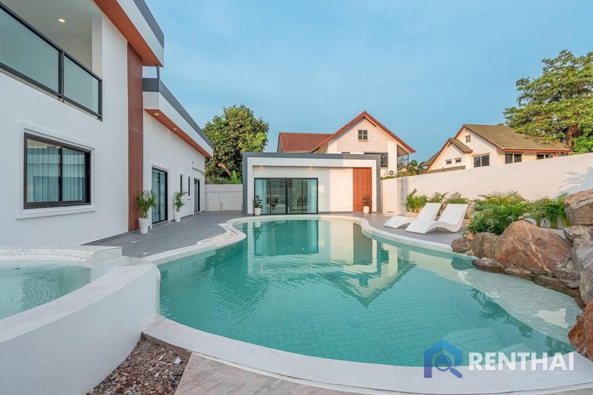 Haus in Pattaya, Thailand, 250 m² - Foto 1