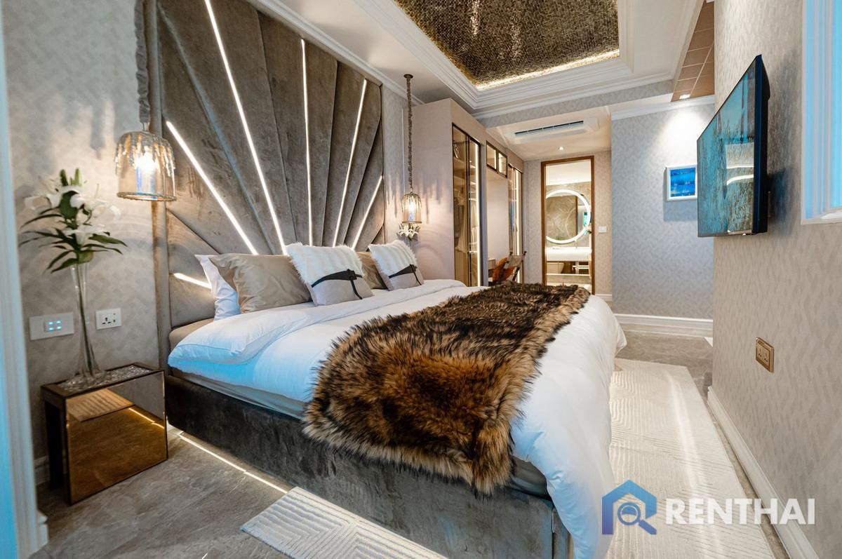 Apartment in Pratamnak, Thailand, 75 m² - picture 1