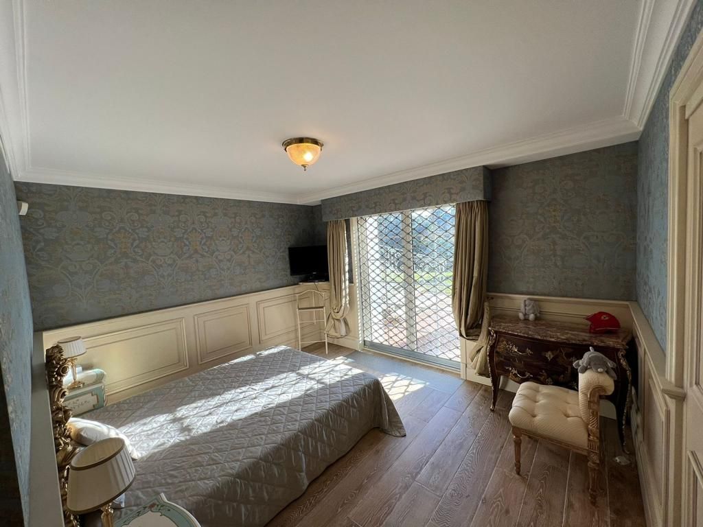 Villa à Saint-Tropez, France, 502 m² - image 11