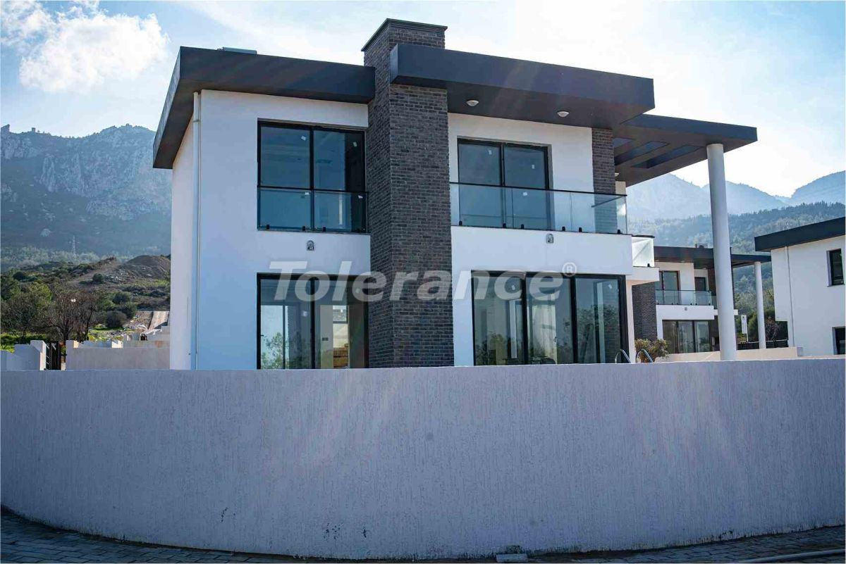 Villa in Kyrenia, Cyprus, 310 m² - picture 18