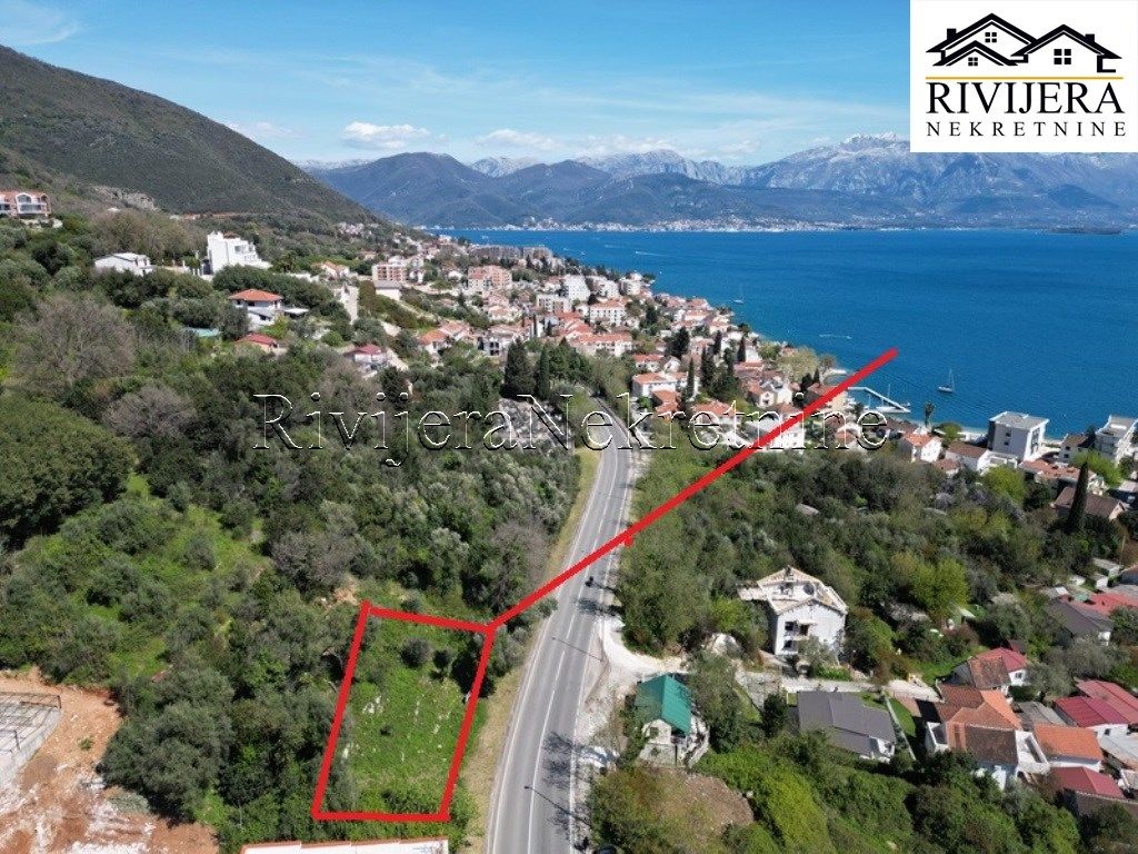Land in Herceg-Novi, Montenegro, 919 m² - picture 1