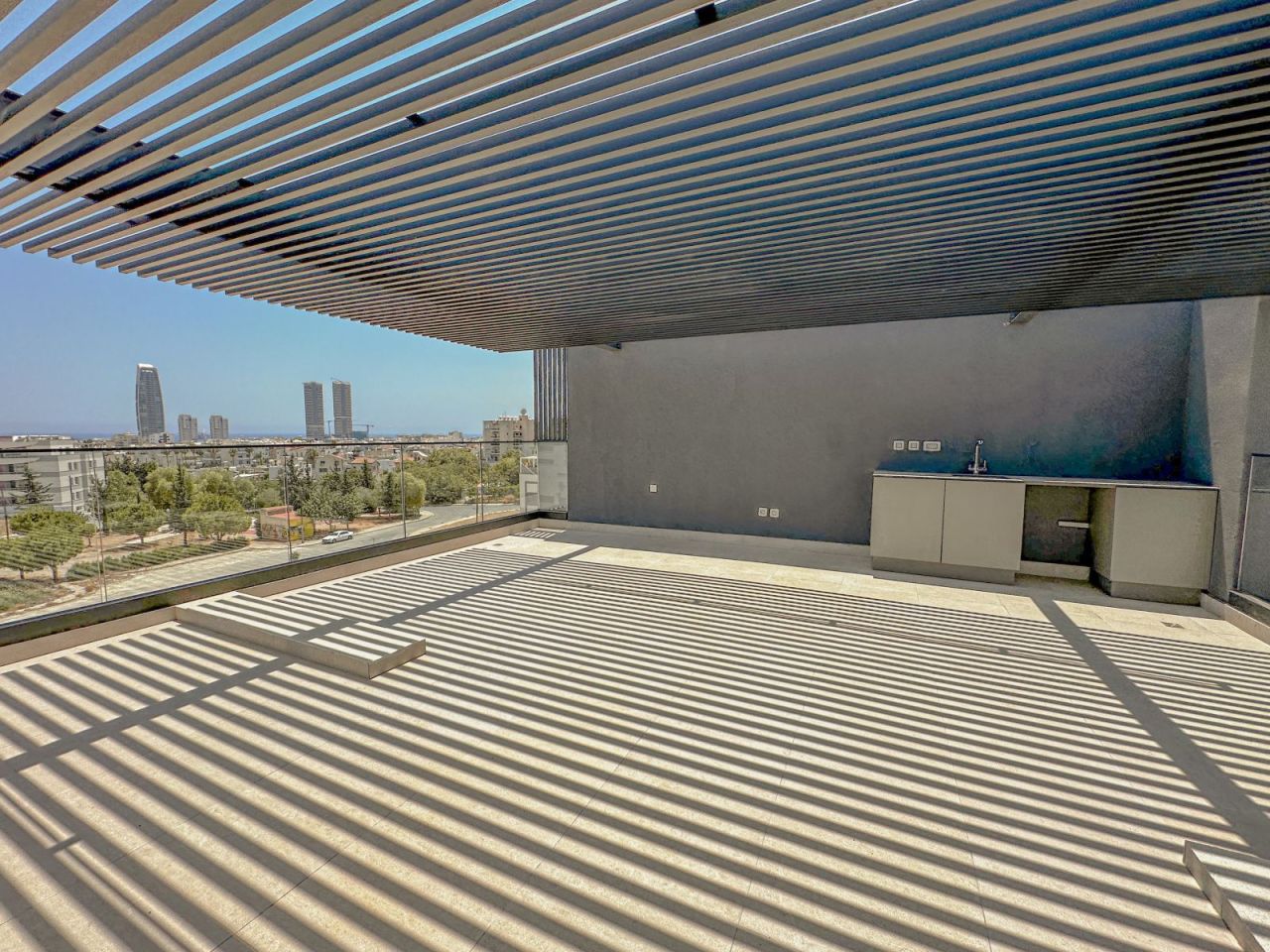 Apartment in Limassol, Zypern, 156 m² - Foto 1