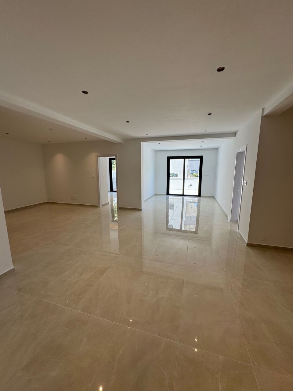 Apartamento en Limasol, Chipre, 263 m² - imagen 9