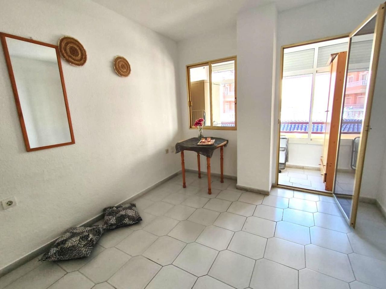 Studio à Torrevieja, Espagne, 21 m² - image 1