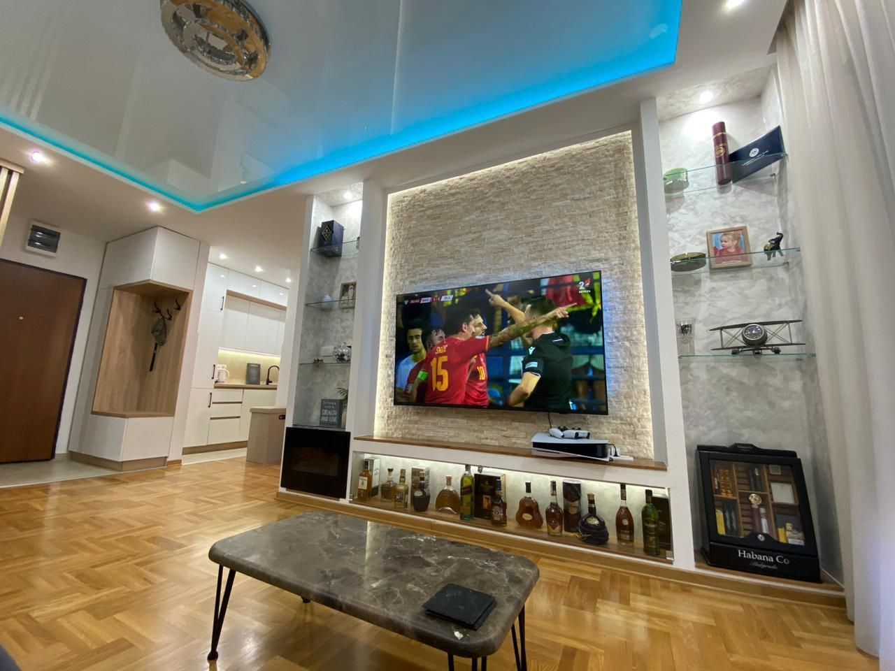Apartment in Budva, Montenegro, 44 m² - picture 1