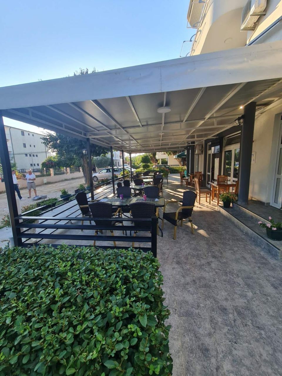 Hotel en Ulcinj, Montenegro, 900 m² - imagen 1