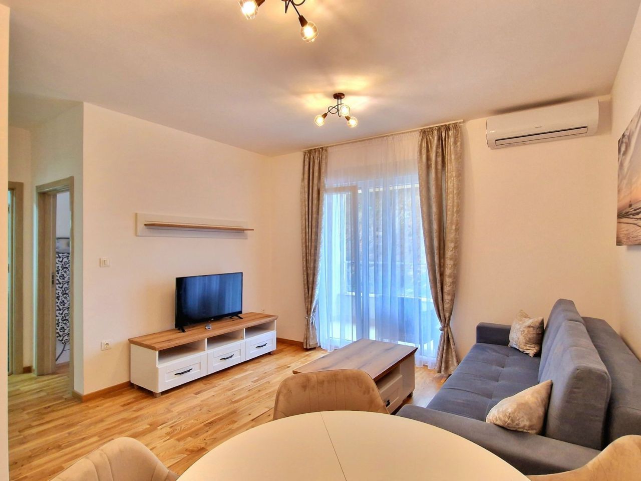 Apartment in Becici, Montenegro, 43 m² - picture 1
