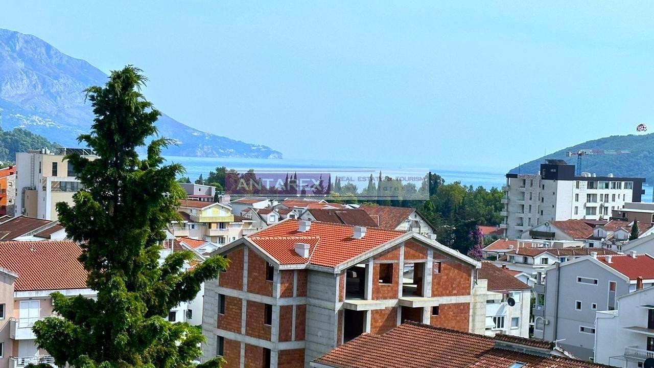 Apartamento en Budva, Montenegro, 58 m² - imagen 1