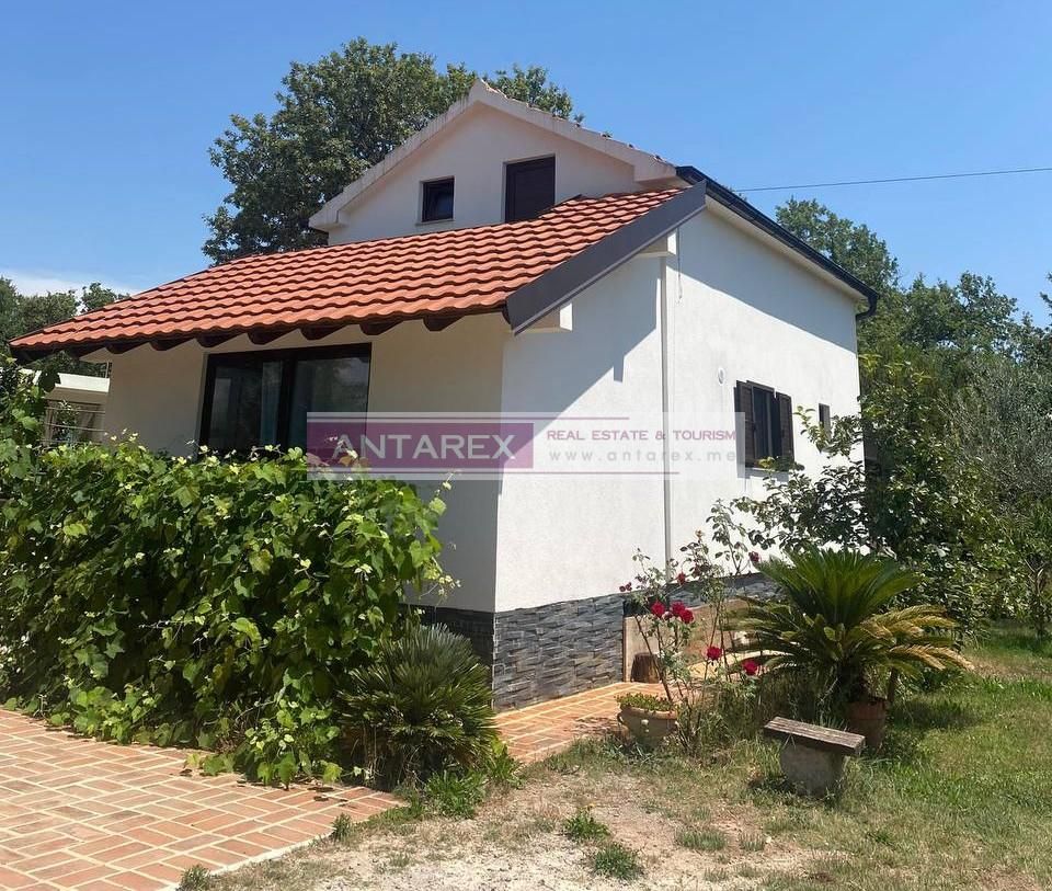 Villa à Krimovica, Monténégro, 76.5 m² - image 2