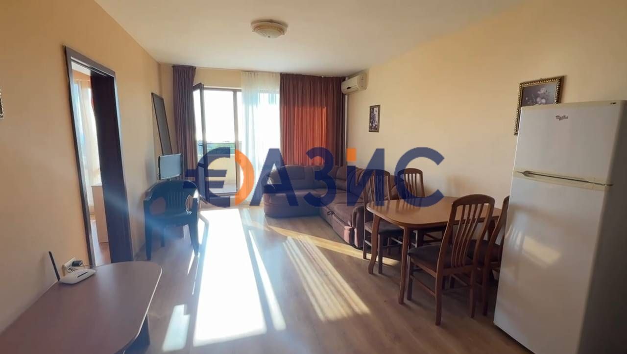 Apartment in Obzor, Bulgaria, 88.2 m² - picture 1