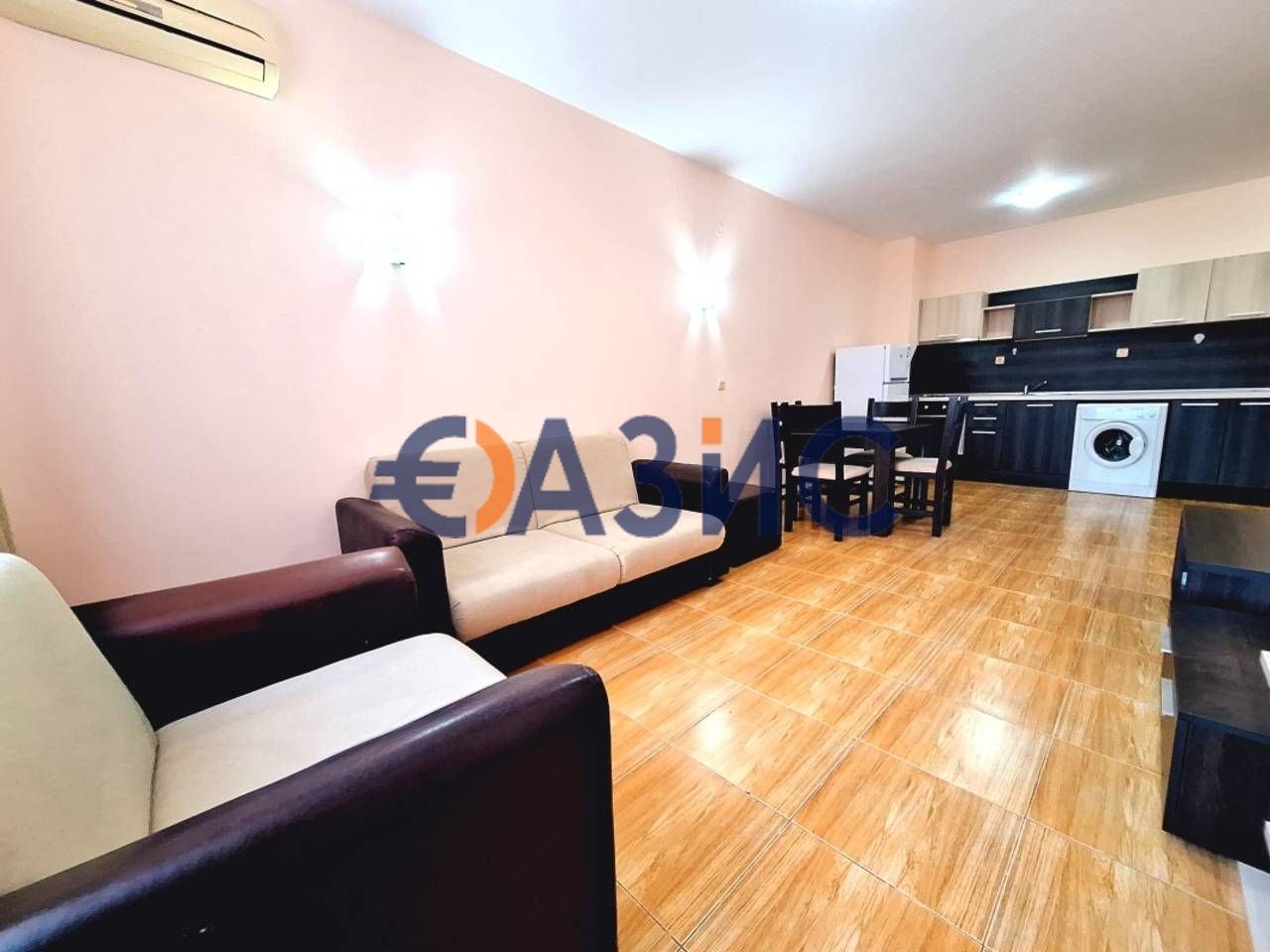 Apartment in Sveti Vlas, Bulgaria, 70.7 m² - picture 1