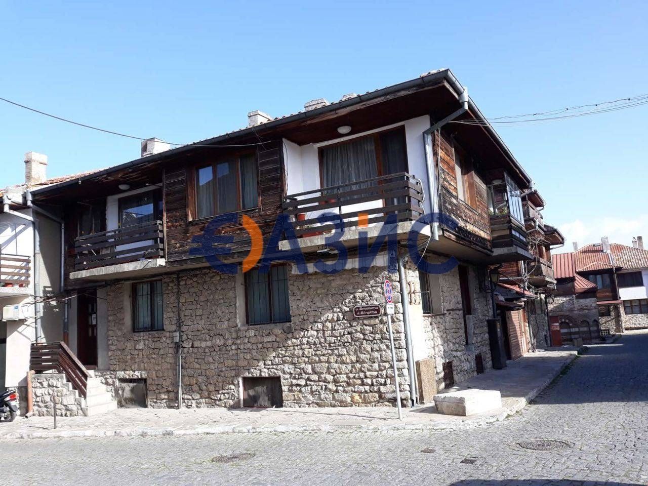 Maison à Nessebar, Bulgarie, 188 m² - image 1