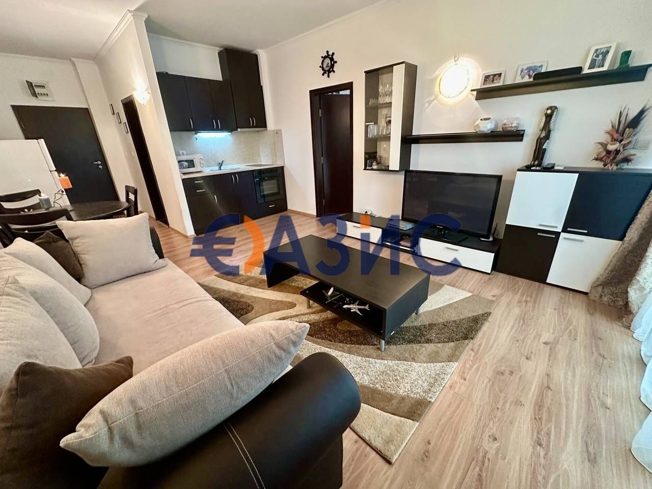 Appartement à Slantchev Briag, Bulgarie, 85 m² - image 1
