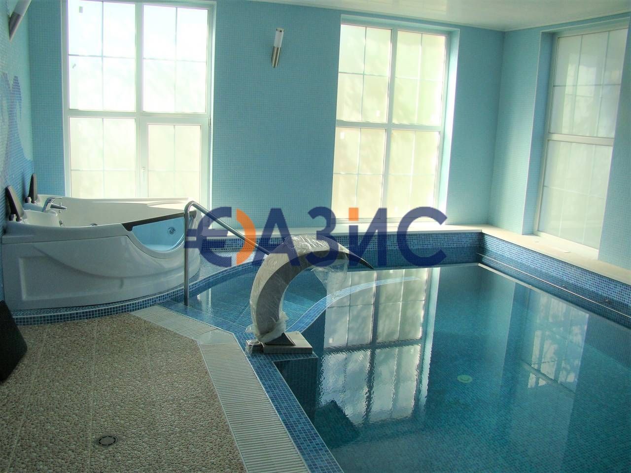 Haus in Sliven, Bulgarien, 922 m² - Foto 1