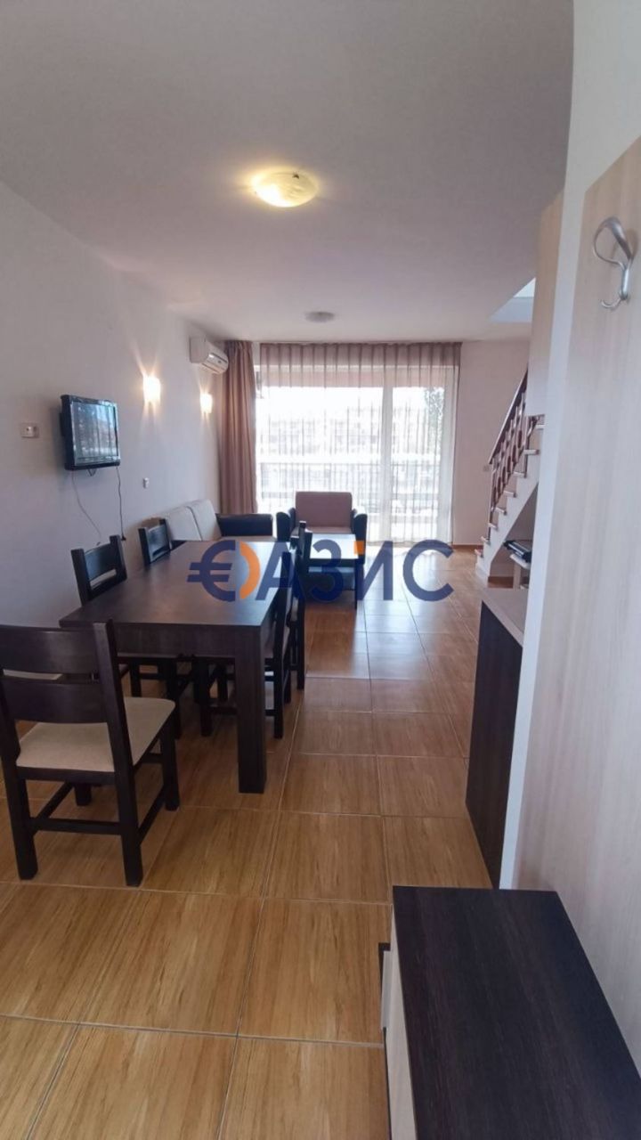 Apartamento en Sveti Vlas, Bulgaria, 175.8 m² - imagen 1