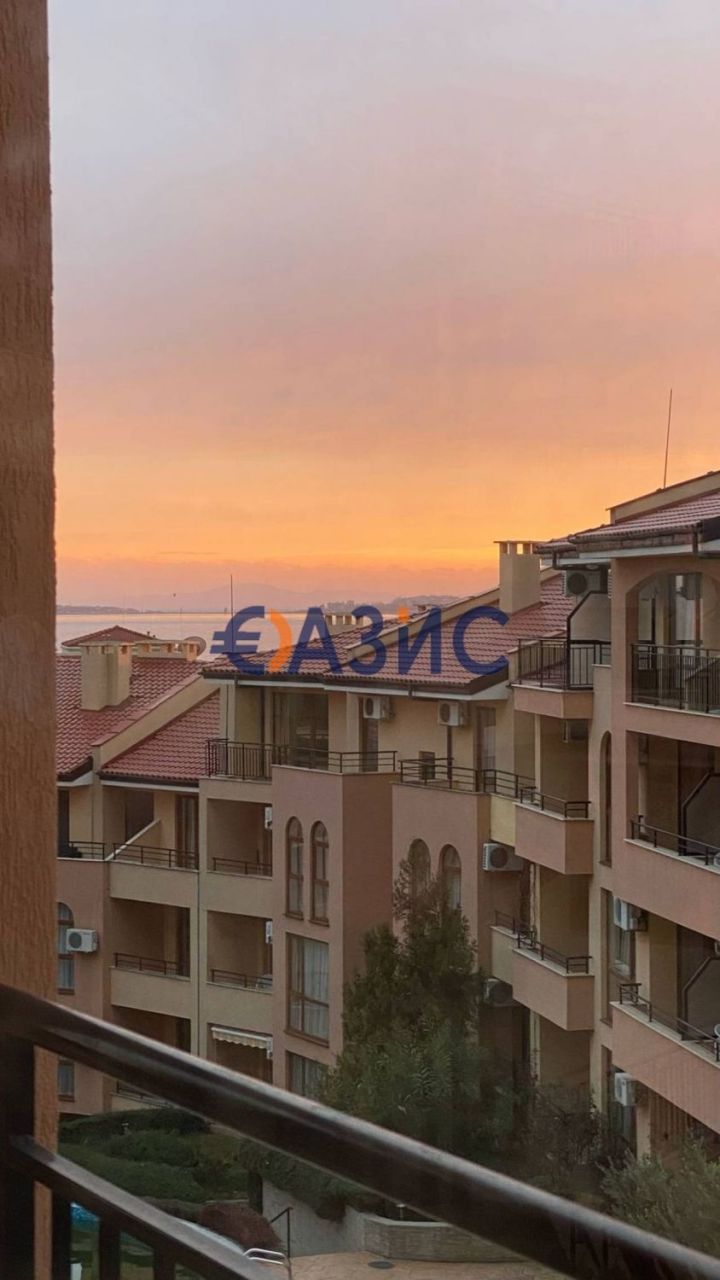 Appartement à Sveti Vlas, Bulgarie, 68.8 m² - image 1