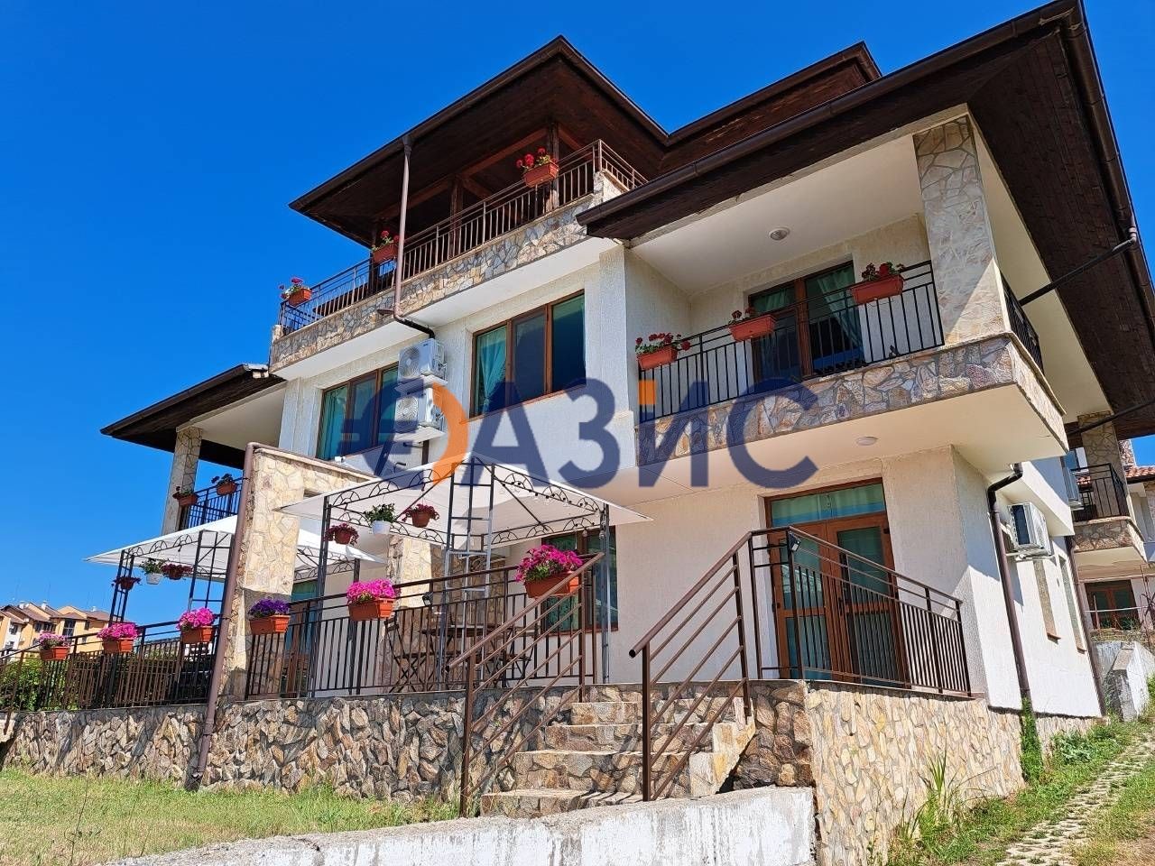 Hotel in Sveti Vlas, Bulgaria, 320 m² - picture 1