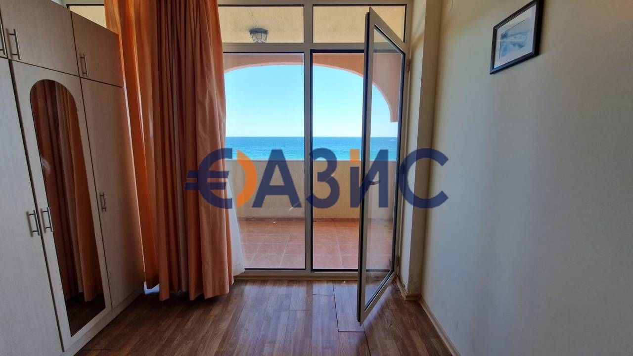 Apartment in Elenite, Bulgaria, 67 m² - picture 1