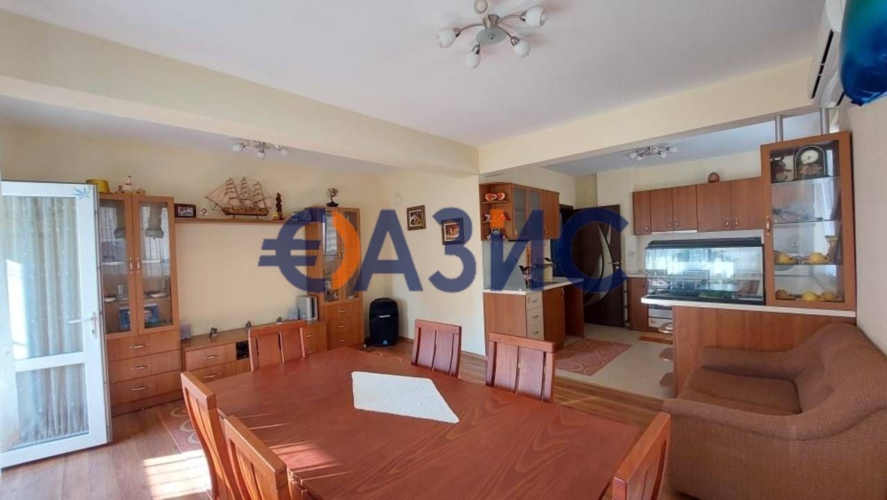 Apartamento en Burgas, Bulgaria, 140 m² - imagen 1