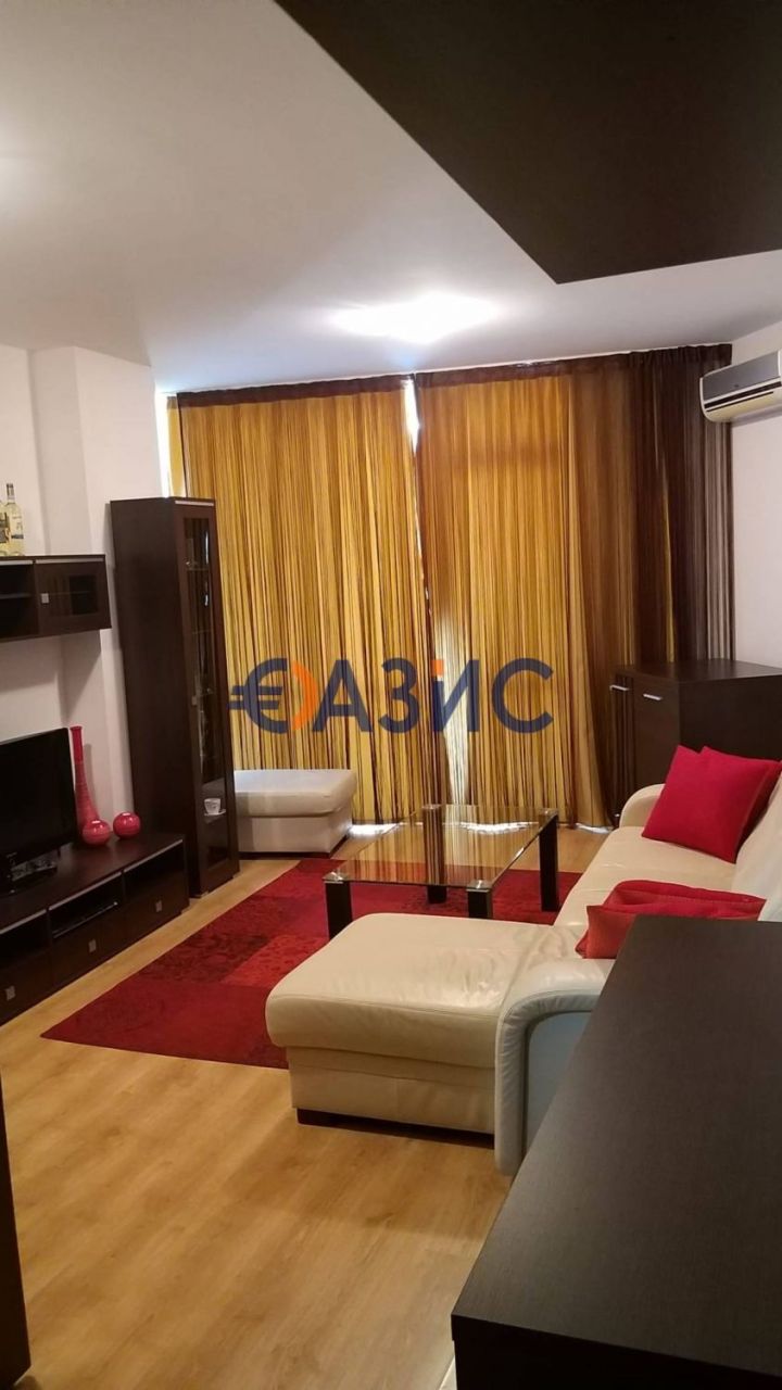 Apartment in Sveti Vlas, Bulgaria, 70 m² - picture 1