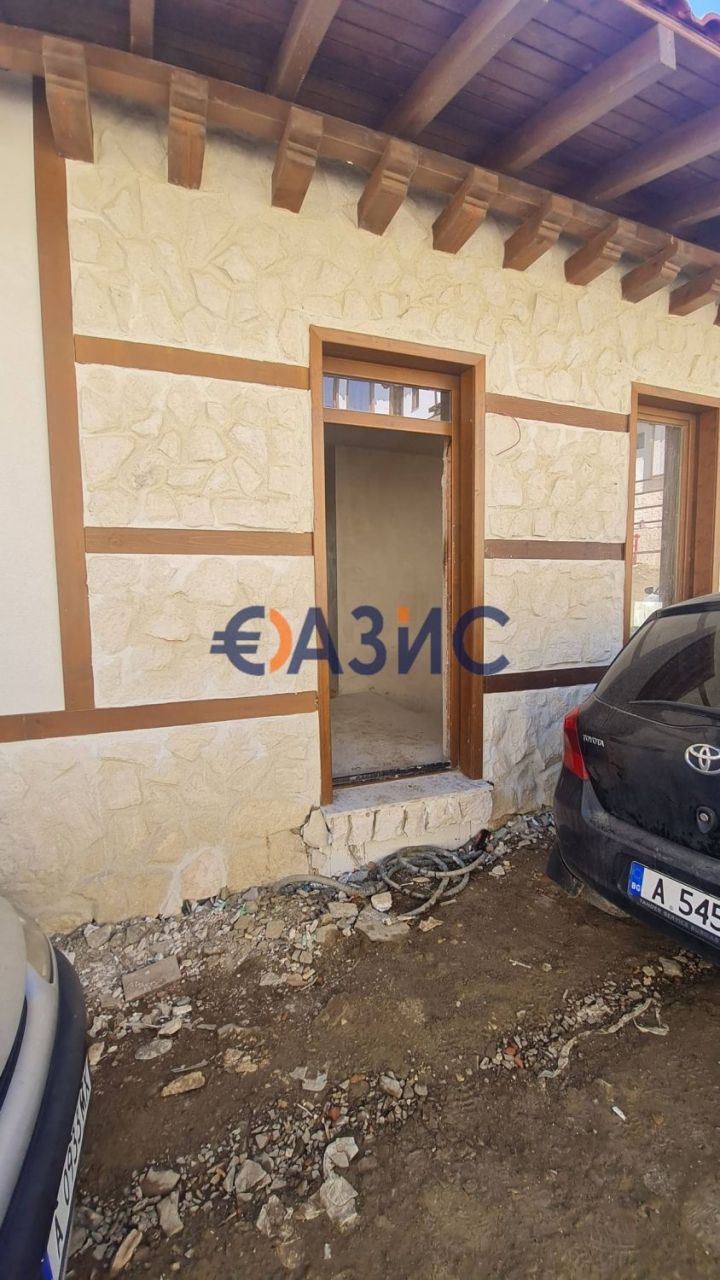 Casa en Sveti Vlas, Bulgaria, 198.7 m² - imagen 1
