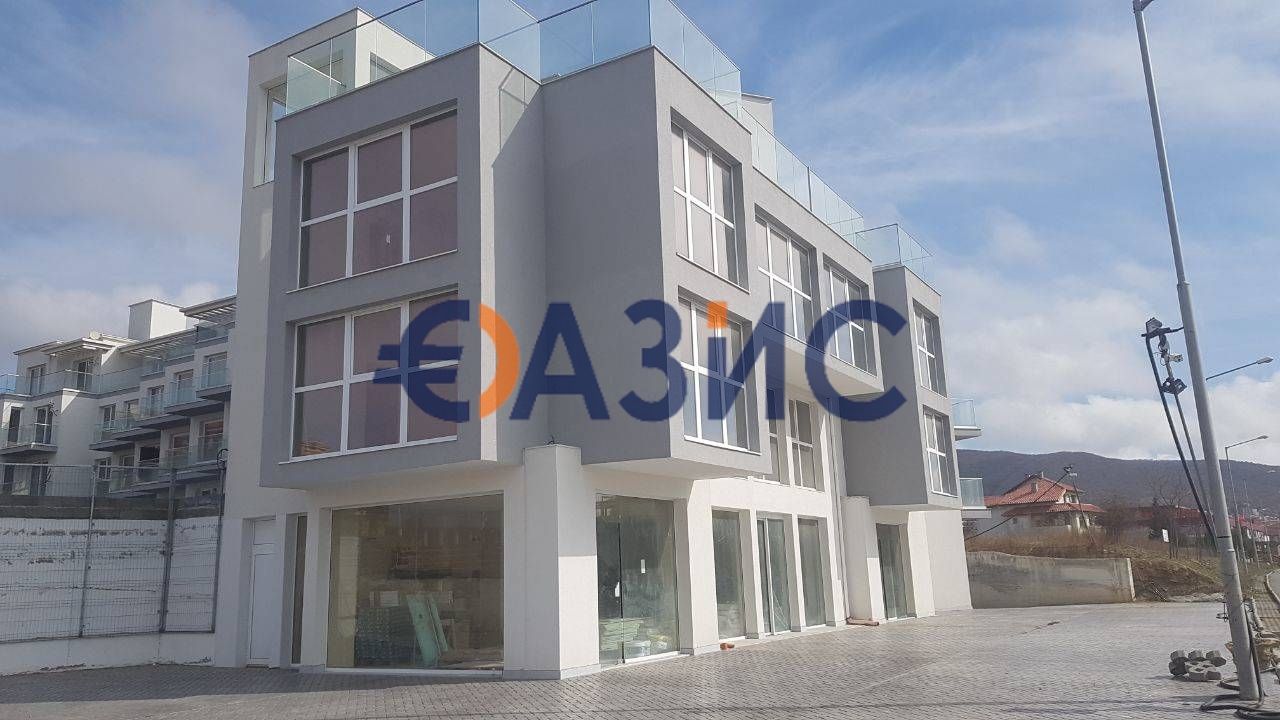 Commercial property in Sveti Vlas, Bulgaria, 22.2 m² - picture 1