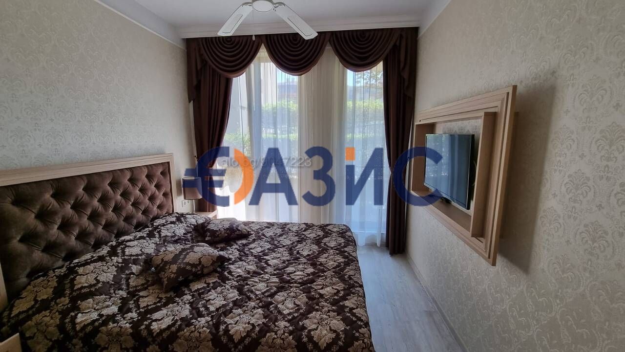 Appartement à Slantchev Briag, Bulgarie, 48 m² - image 1