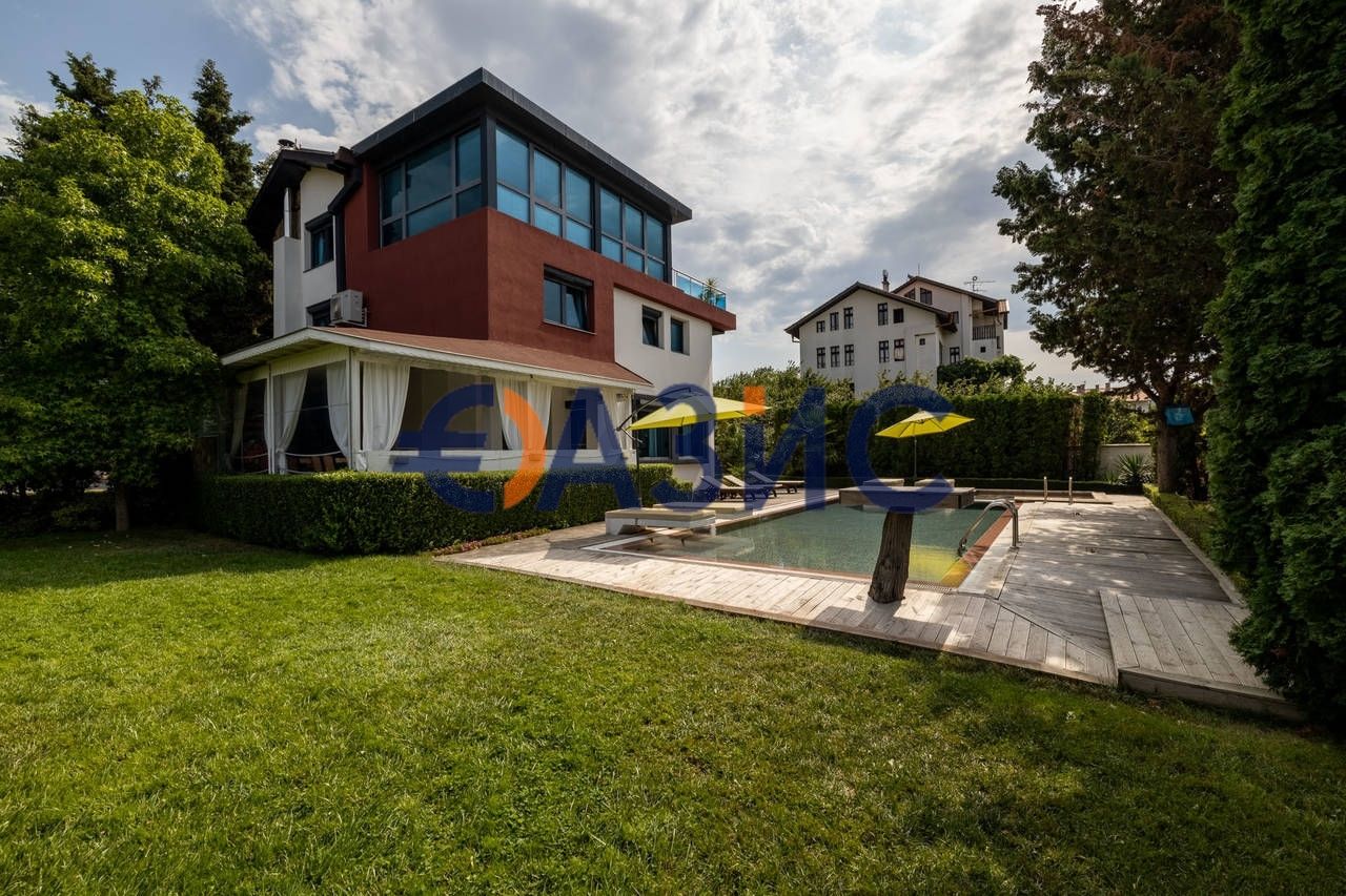 Maison à Kosharitsa, Bulgarie, 407.7 m² - image 1