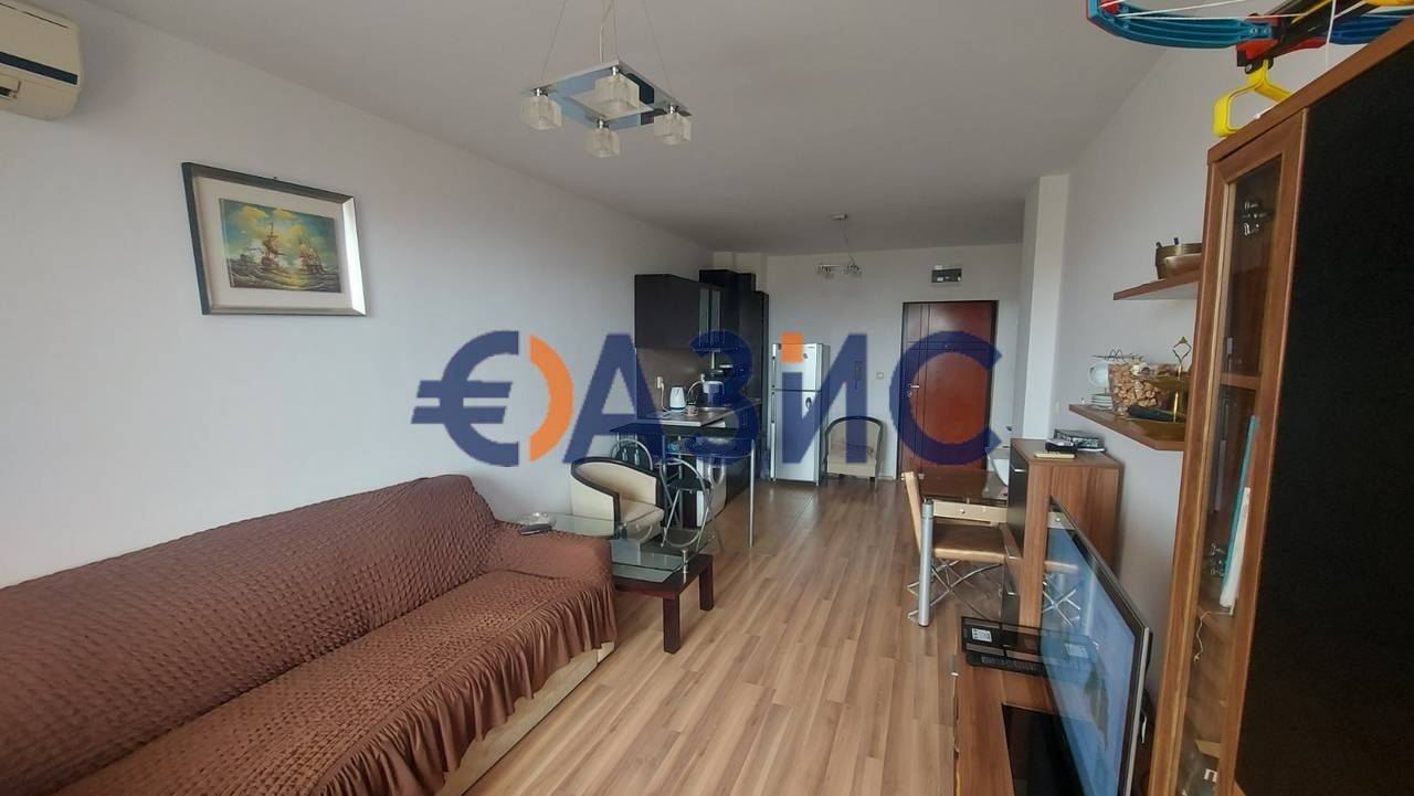 Apartamento en Pomorie, Bulgaria, 65 m² - imagen 1