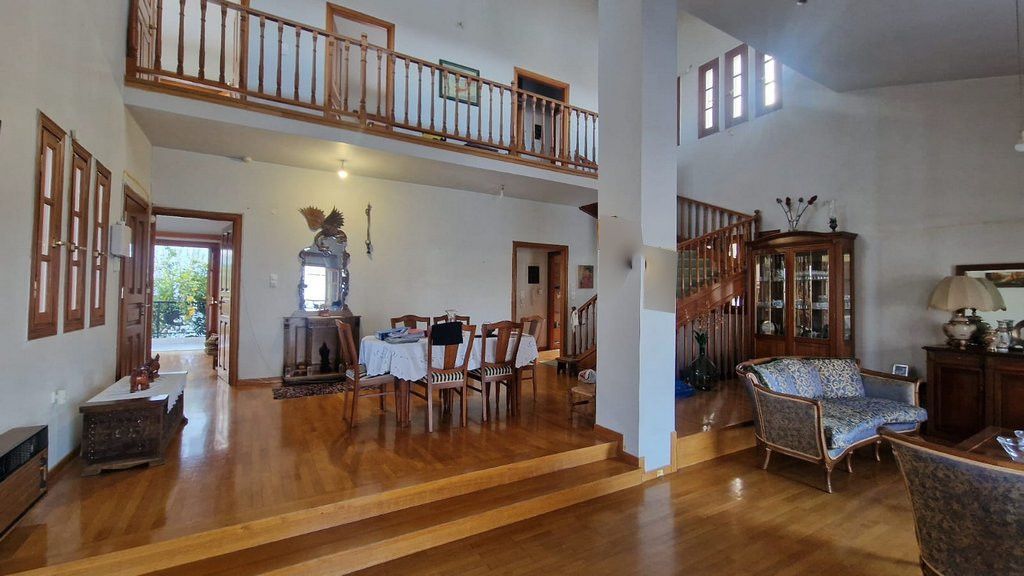 House in Corinth, Greece, 327 m² - picture 1