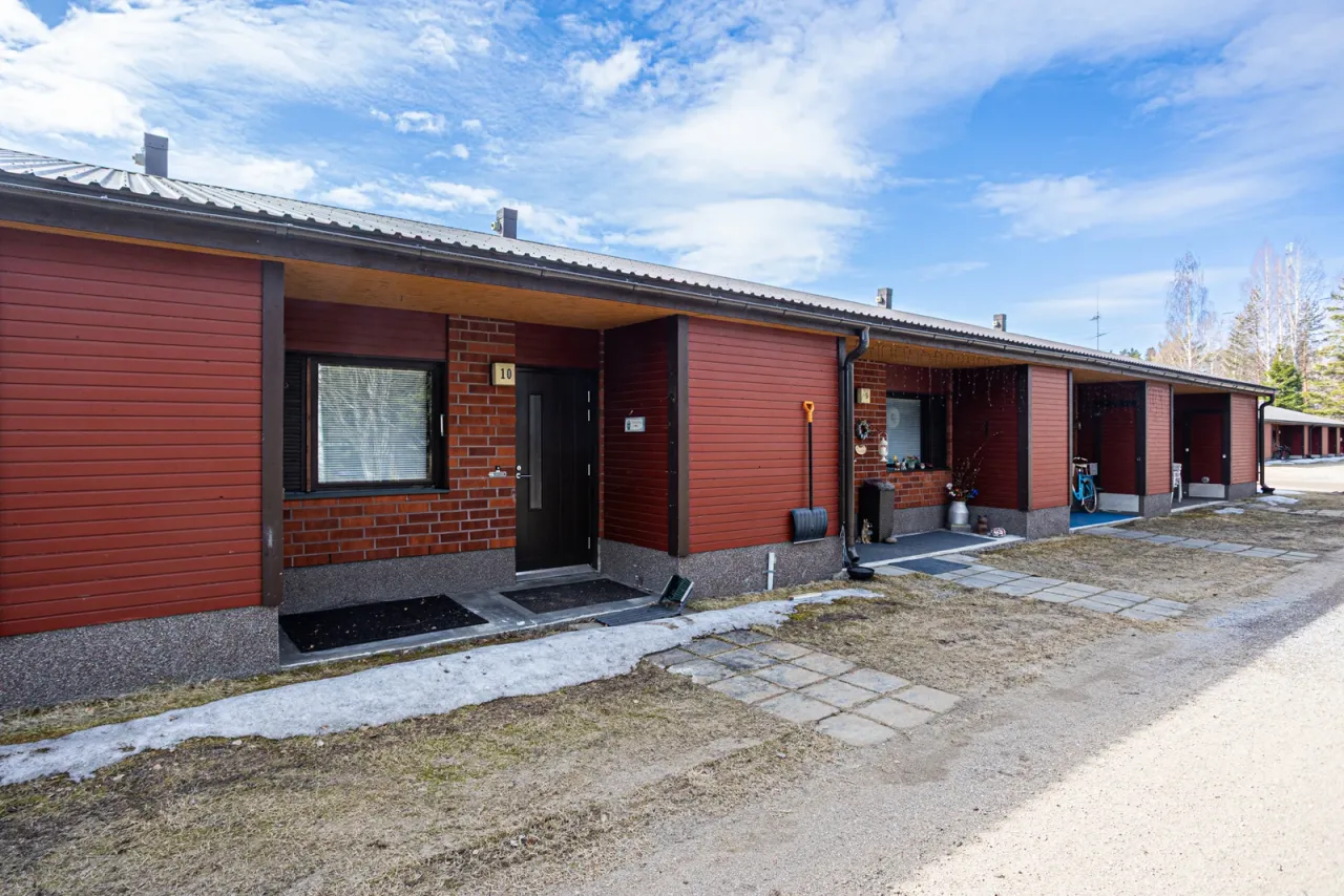 Townhouse in Tuusniemi, Finland, 41 m² - picture 1