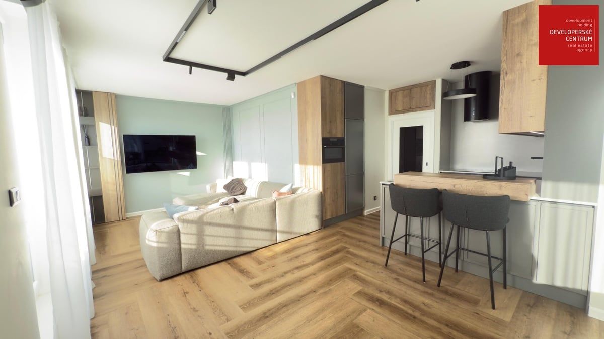Wohnung in Prag, Tschechien, 158 m² - Foto 1