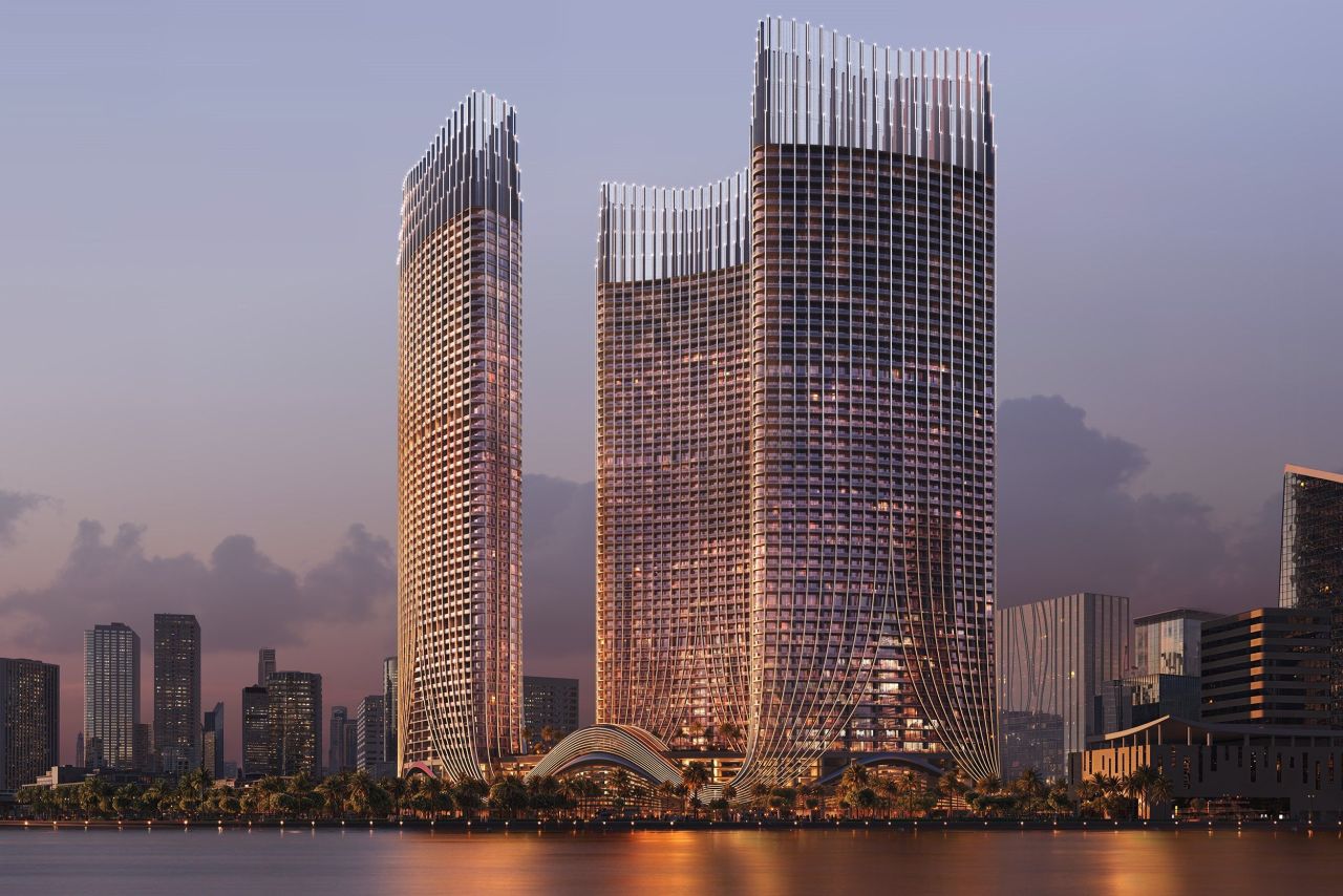Commercial property in Dubai, UAE, 140 m² - picture 1