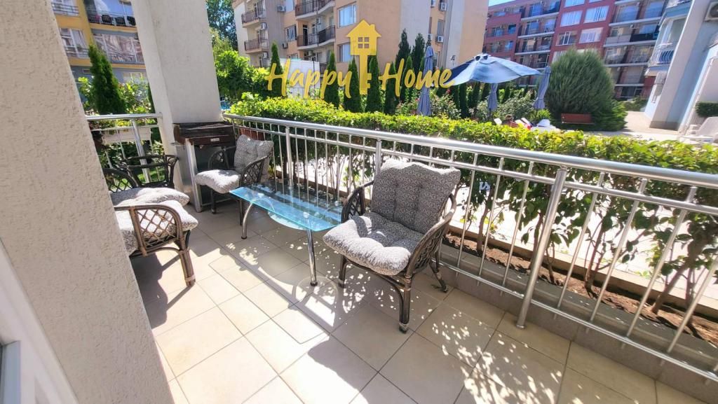 Appartement à Slantchev Briag, Bulgarie, 104 m² - image 1