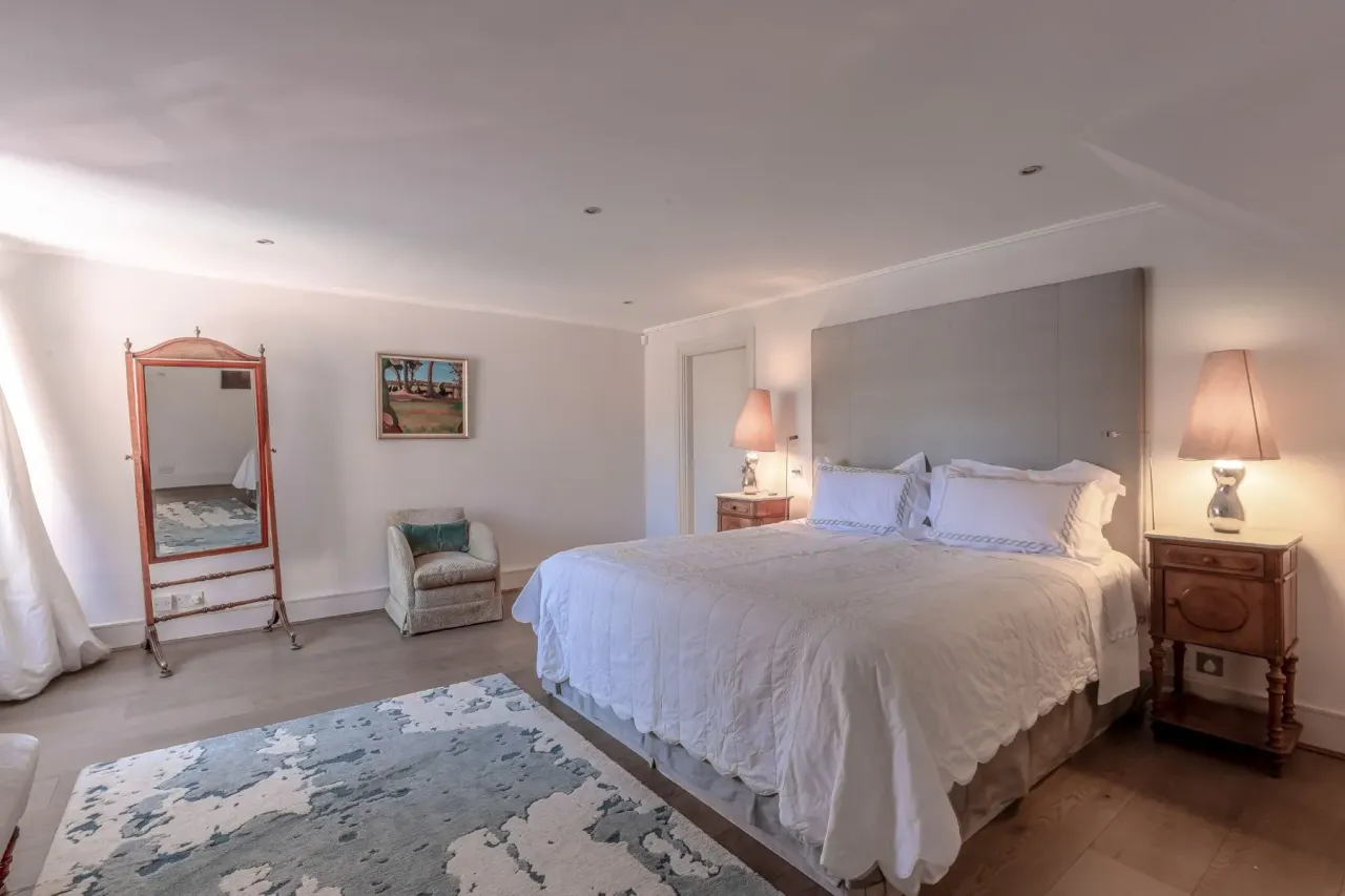 House in London, United Kingdom, 239 m² - picture 9