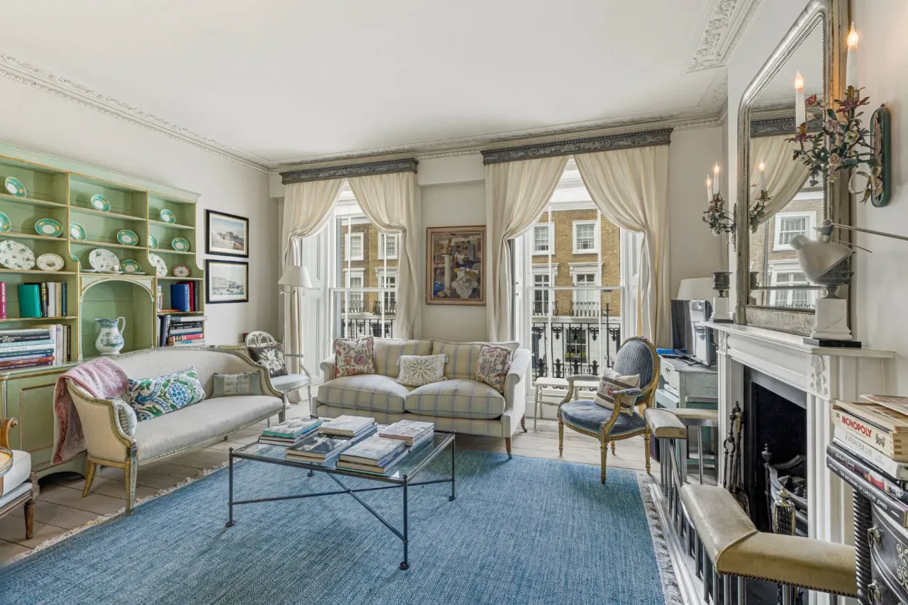 Townhouse in London, United Kingdom, 222 m² - picture 1