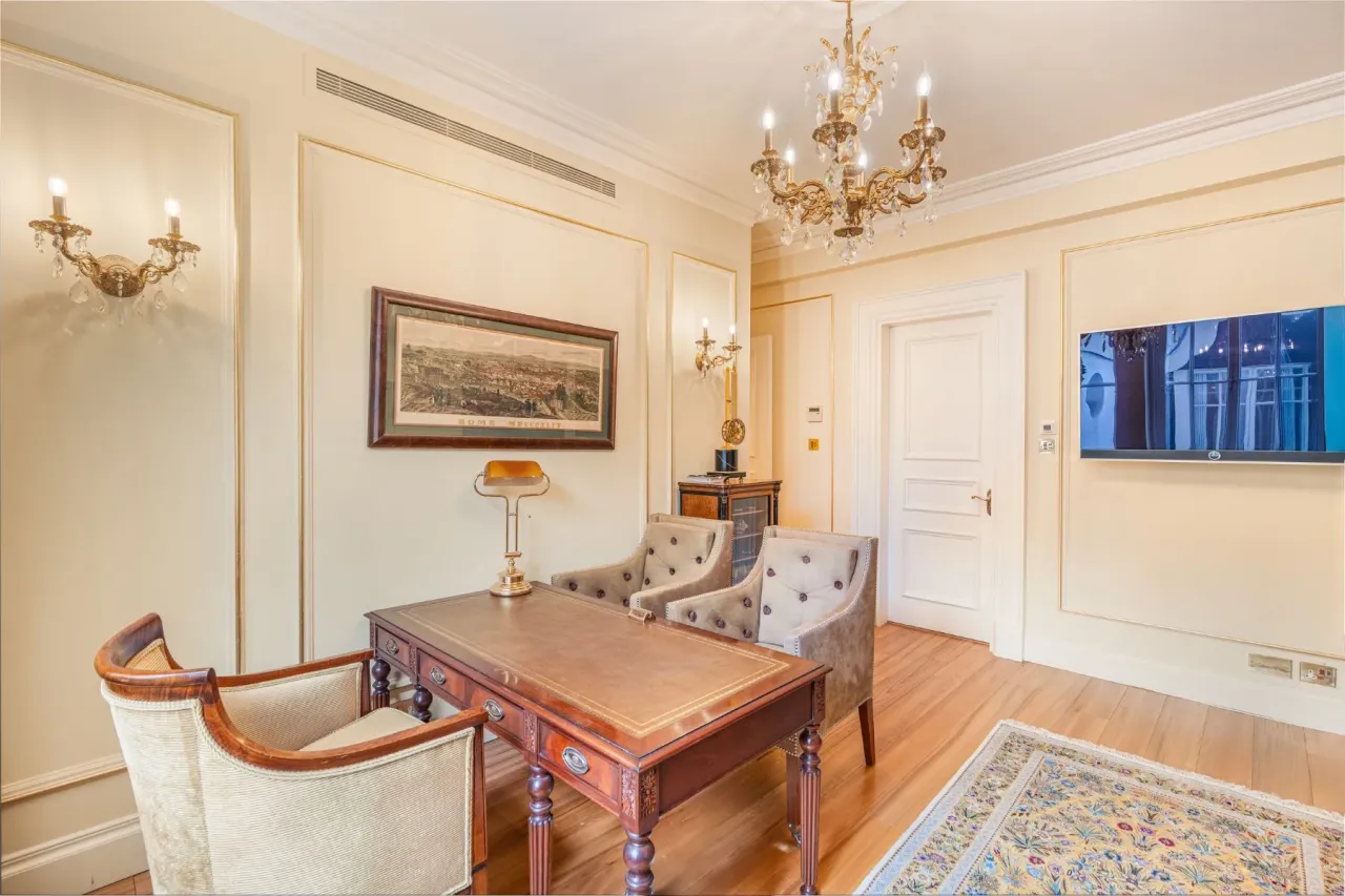 Apartment in London, United Kingdom, 130 m² - picture 7