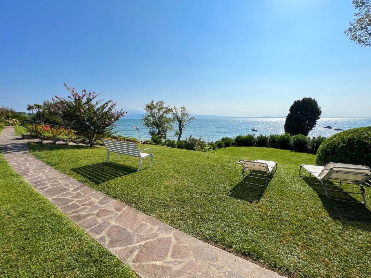 Apartamento por Lago de Garda, Italia, 50 m² - imagen 4