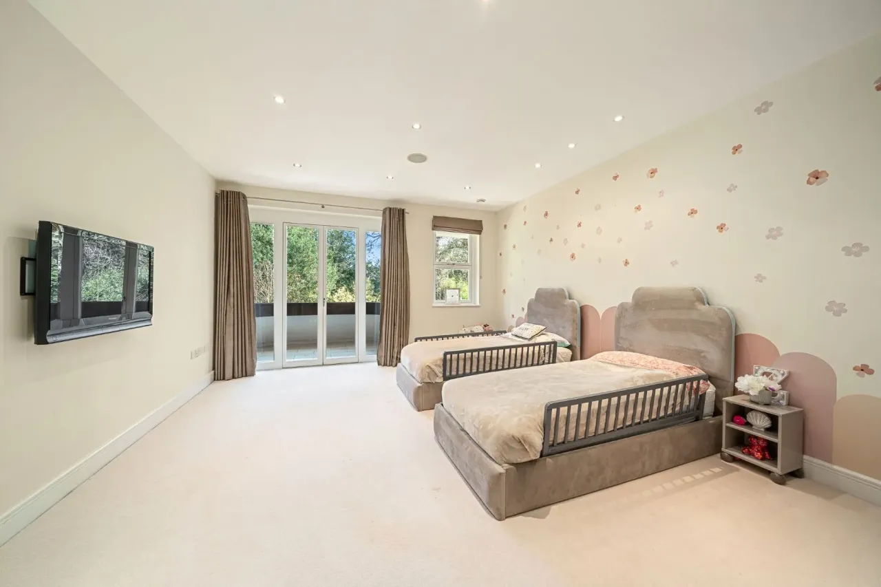 Maison à Londres, Royaume-Uni, 829 m² - image 14