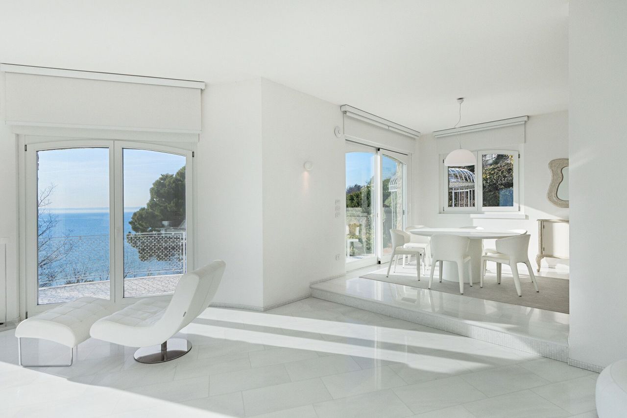 Villa par le Lac de Garde, Italie, 400 m² - image 6