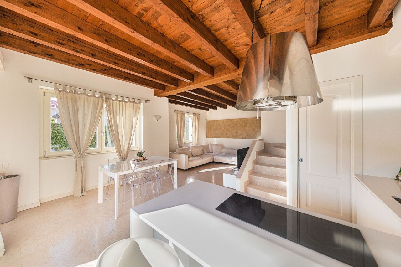 Villa sul Lago di Garda, Italia, 172 m² - foto 7