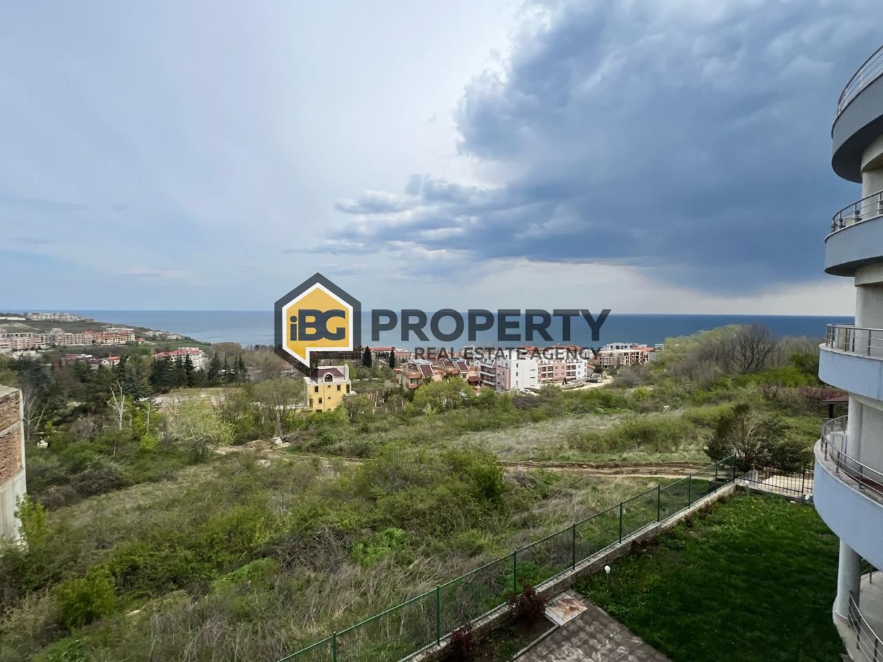 Piso en Byala, Bulgaria, 81 m² - imagen 1
