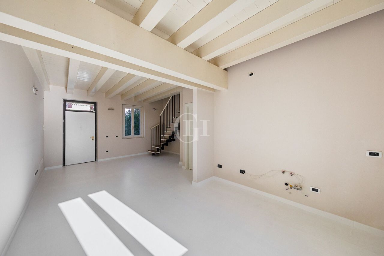 Apartment on Lake Garda, Italy, 95 m² - picture 5