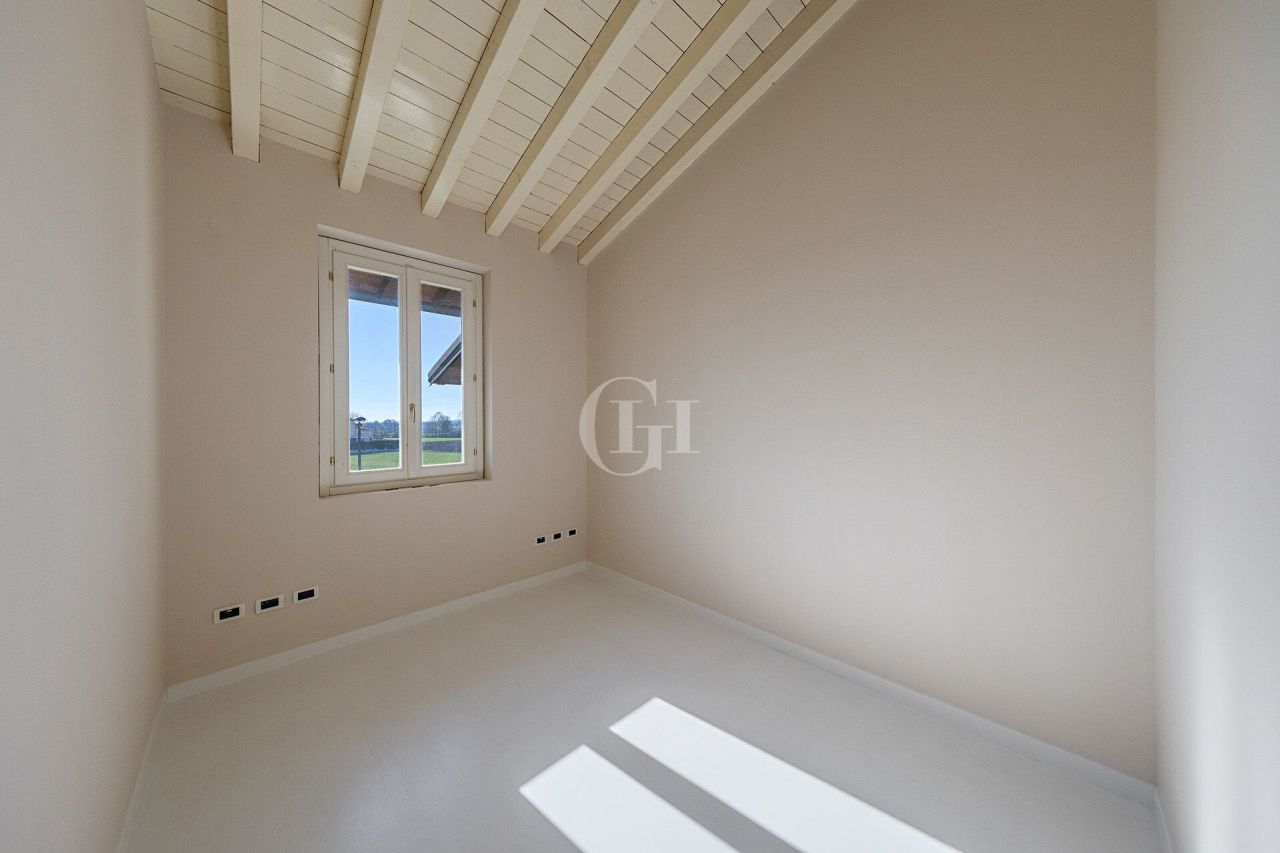 Apartment on Lake Garda, Italy, 95 m² - picture 8