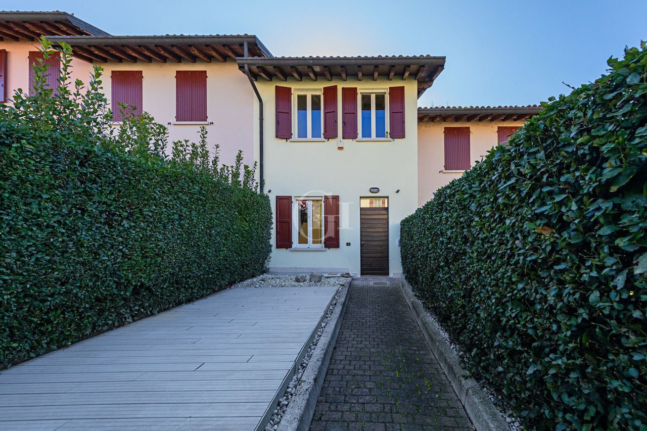 Apartment on Lake Garda, Italy, 95 m² - picture 2