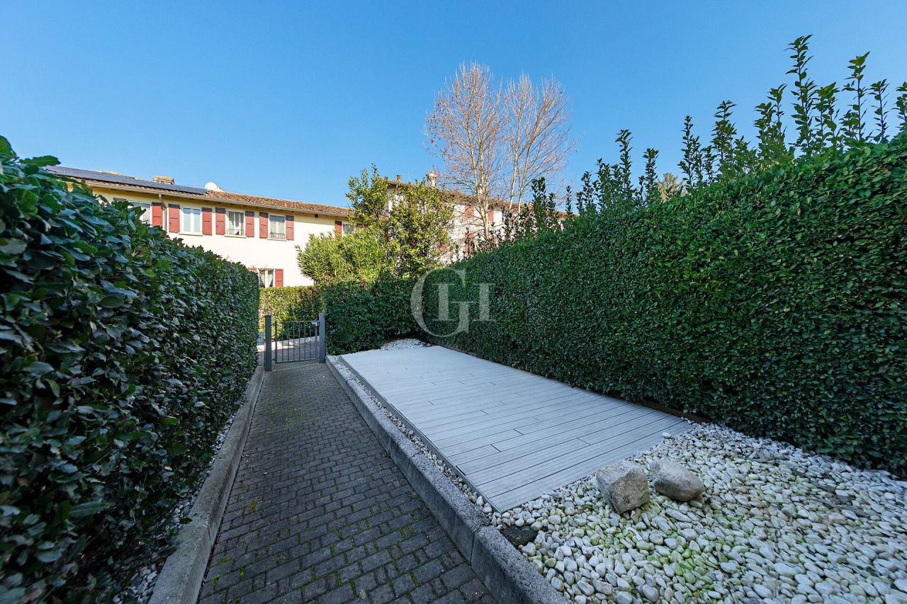 Apartment on Lake Garda, Italy, 95 m² - picture 12