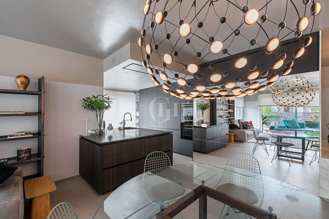 Apartment on Lake Garda, Italy, 185 m² - picture 4