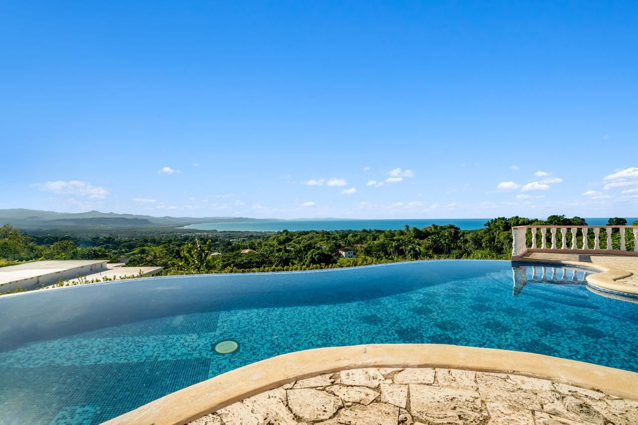 Villa en Gaspar Hernández, República Dominicana, 359 m² - imagen 2