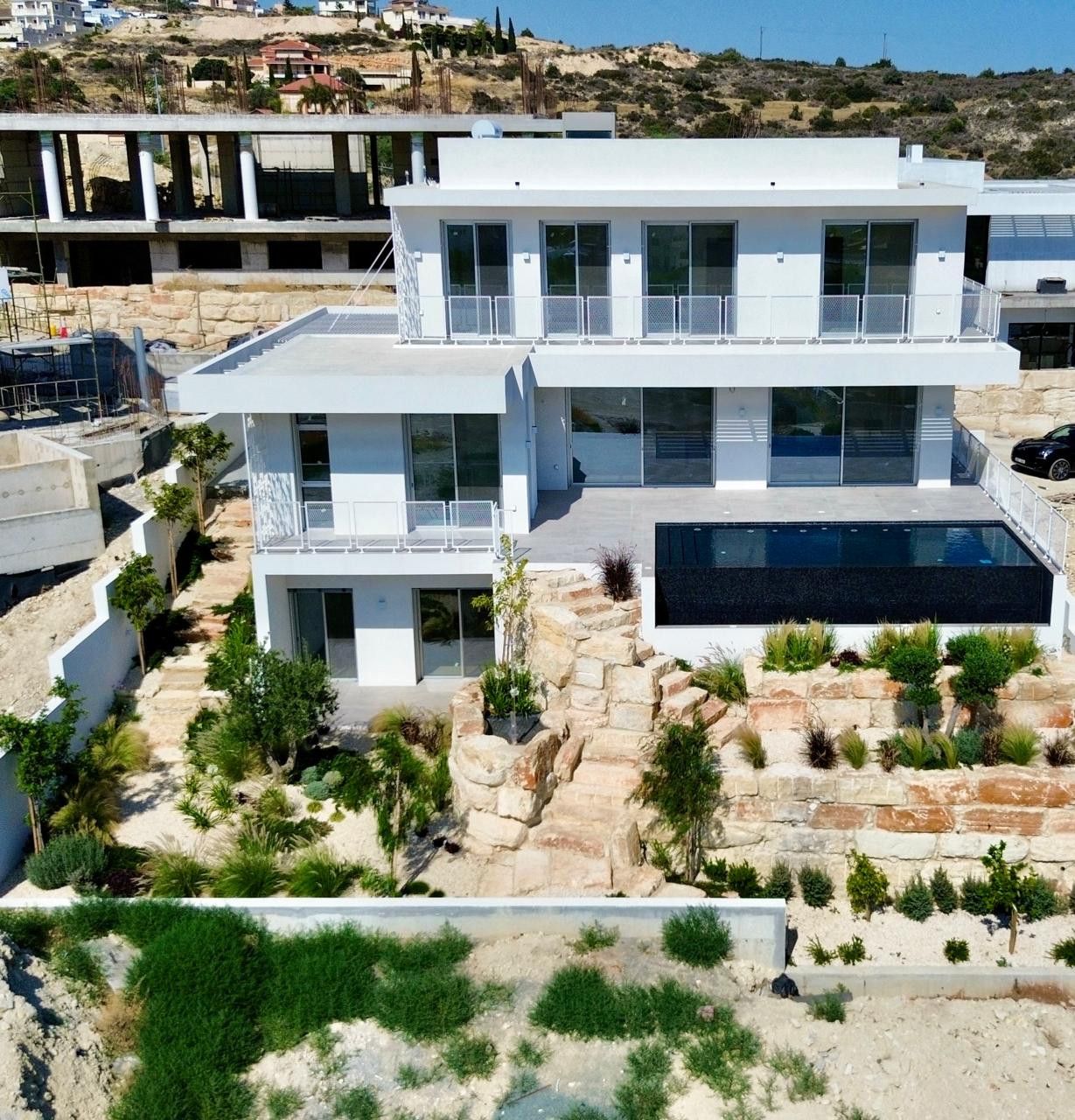 House in Limassol, Cyprus, 400 m² - picture 1